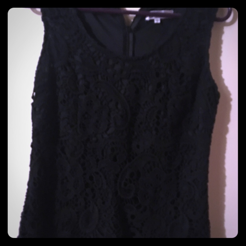 Sleeveless top